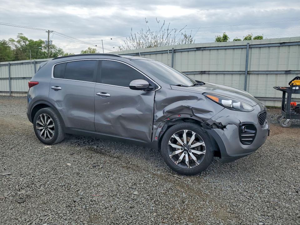2018 Kia Sportage მანქანა იყიდება აუქციონზე, vin: KNDPNCAC0J7431893, აუქციონის ნომერი: 51648546