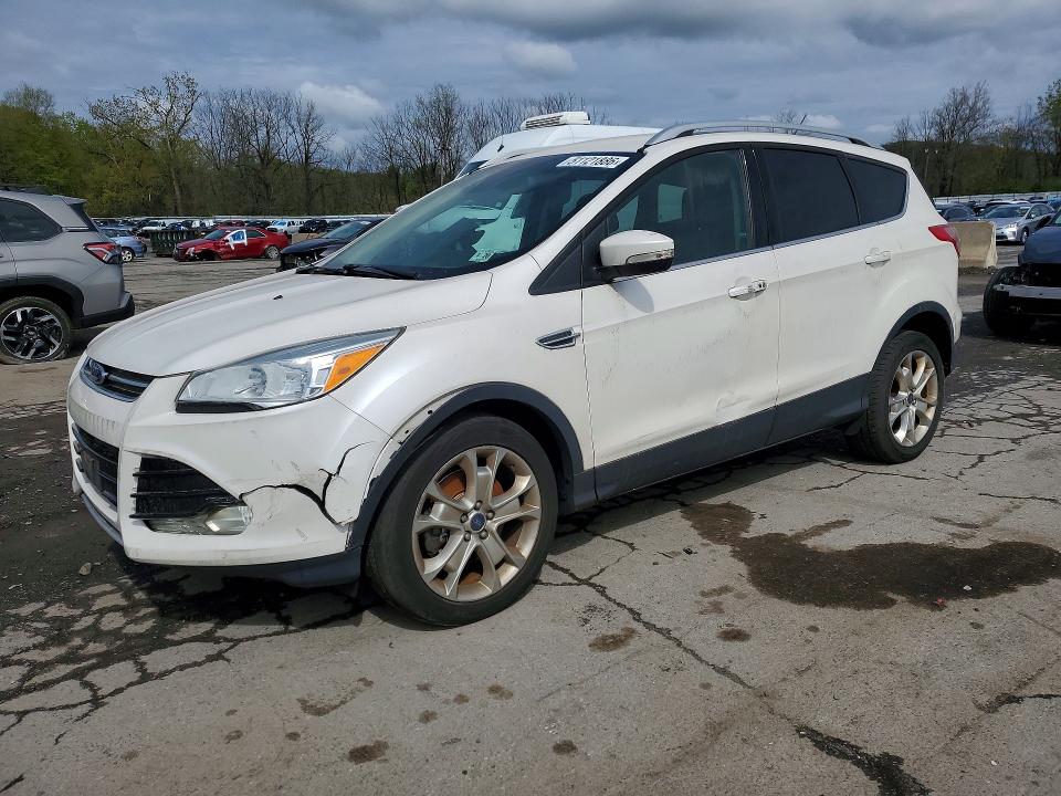 51121886 :رقم المزاد ، 1FMCU9JX6FUB86772 vin ، 2015 Ford Escape مزاد بيع
