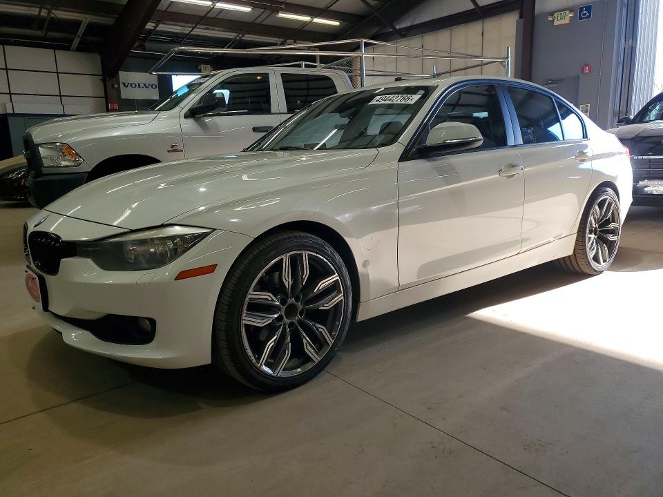 49442766 :رقم المزاد ، WBA3B5C59DF593627 vin ، 2013 Bmw 328 مزاد بيع