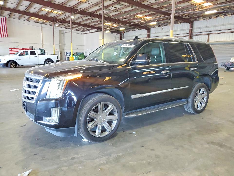 50545676 :رقم المزاد ، 1GYS4BKJ7JR395770 vin ، 2018 Cadillac Escalade مزاد بيع