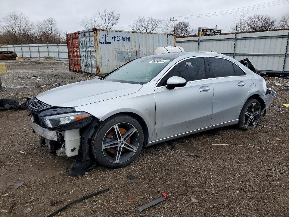 Продажа на аукционе авто 2020 Mercedes-benz A, vin: W1K3G4FB2LJ213786, номер лота: 48282516