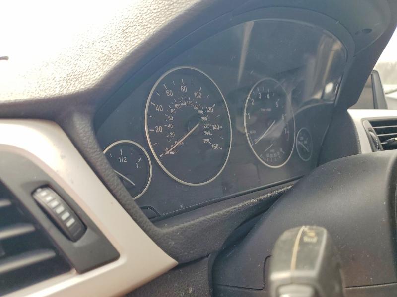49476756 :رقم المزاد ، WBA8E5G54GNT40278 vin ، 2016 Bmw 320 مزاد بيع
