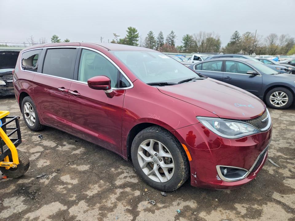 Продаж на аукціоні авто 2018 Chrysler Pacifica, vin: 2C4RC1FG6JR351267, номер лоту: 48792176