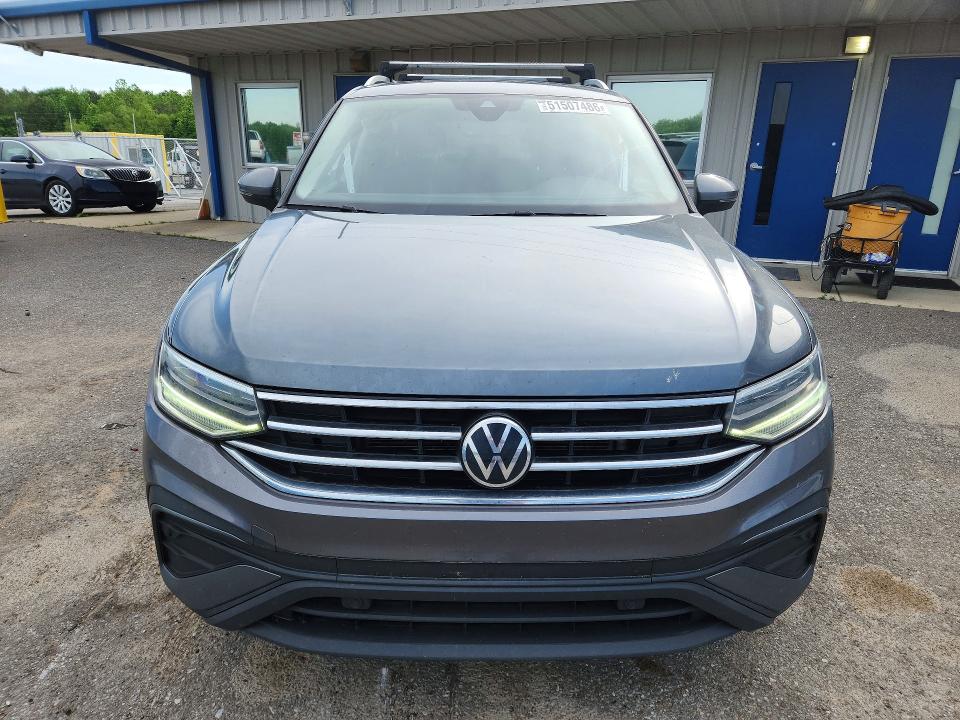 2022 Volkswagen Tiguan მანქანა იყიდება აუქციონზე, vin: 3VV3B7AX7NM134649, აუქციონის ნომერი: 51507486