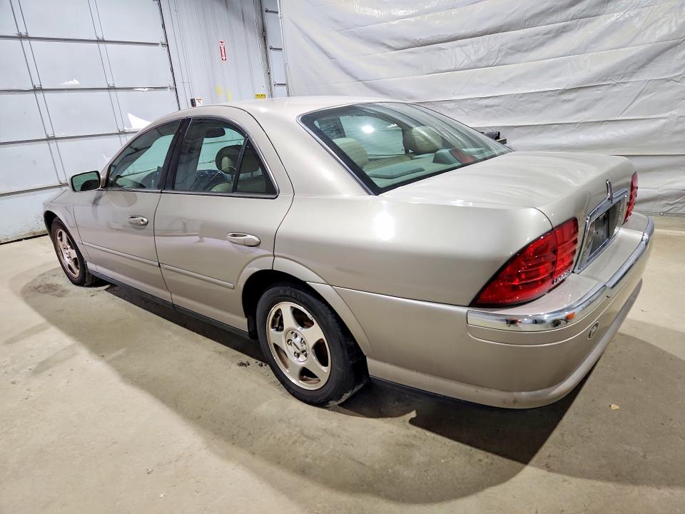 49051596 :رقم المزاد ، 1LNHM87A4YY601845 vin ، 2000 Lincoln Townhouse Ls مزاد بيع