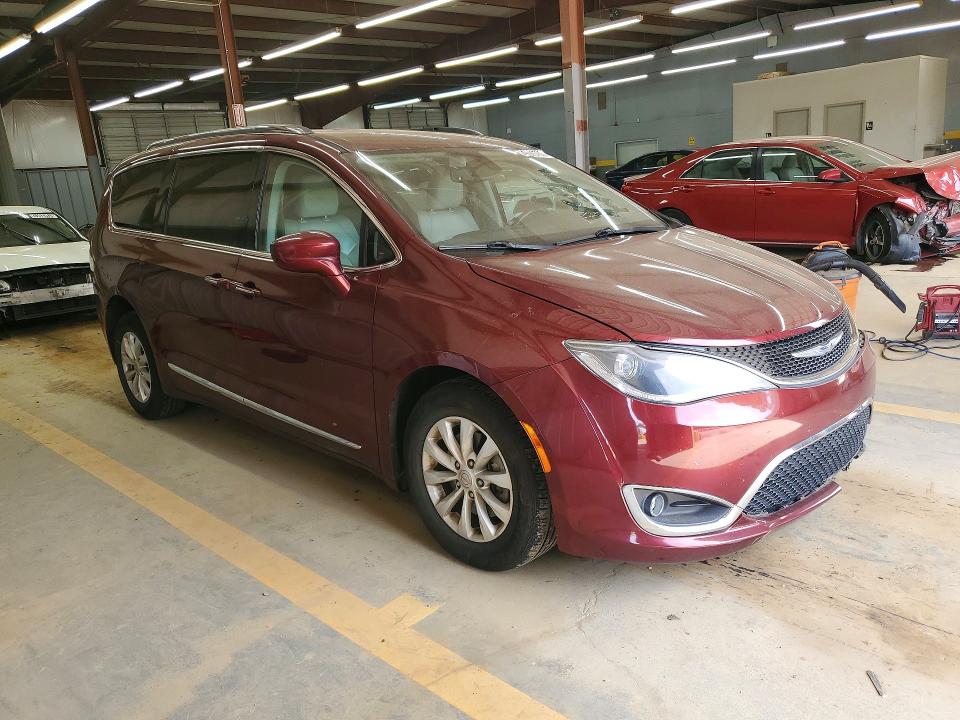 Продажа на аукционе авто 2019 Chrysler Pacifica, vin: 2C4RC1BG2KR730421, номер лота: 49083786