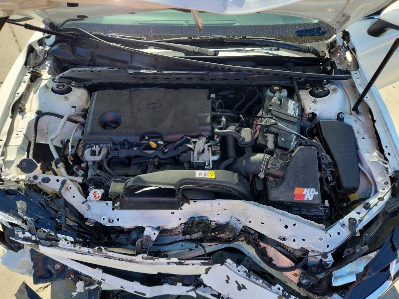 52054646 :رقم المزاد ، JTNB11HK0J3038695 vin ، 2018 Toyota Camry مزاد بيع