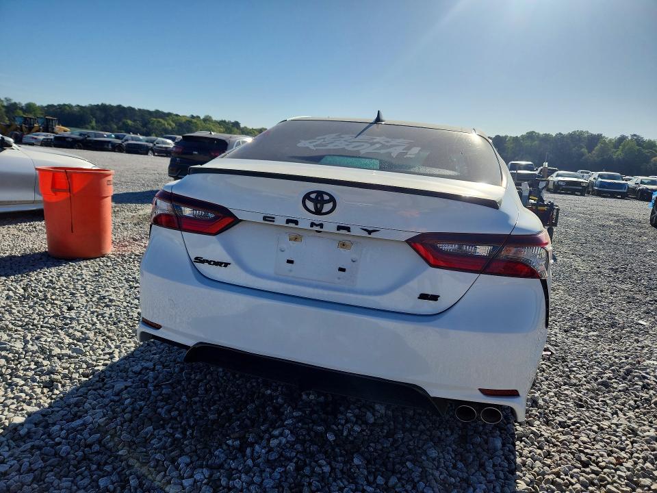 2022 Toyota Camry მანქანა იყიდება აუქციონზე, vin: 4T1G11AK1NU677149, აუქციონის ნომერი: 47906946