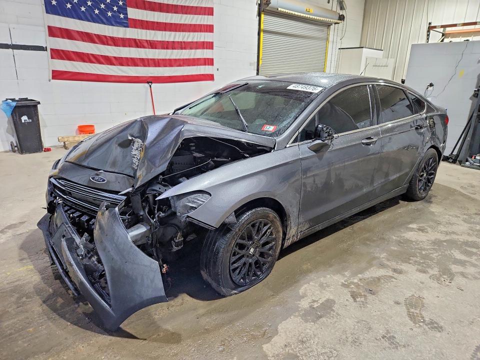 48749376 :رقم المزاد ، 3FA6P0HD0HR338299 vin ، 2017 Ford Fusion مزاد بيع