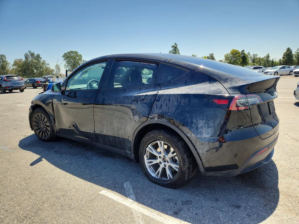 2024 Tesla Model Y მანქანა იყიდება აუქციონზე, vin: 7SAYGDEEXRF060671, აუქციონის ნომერი: 51748926