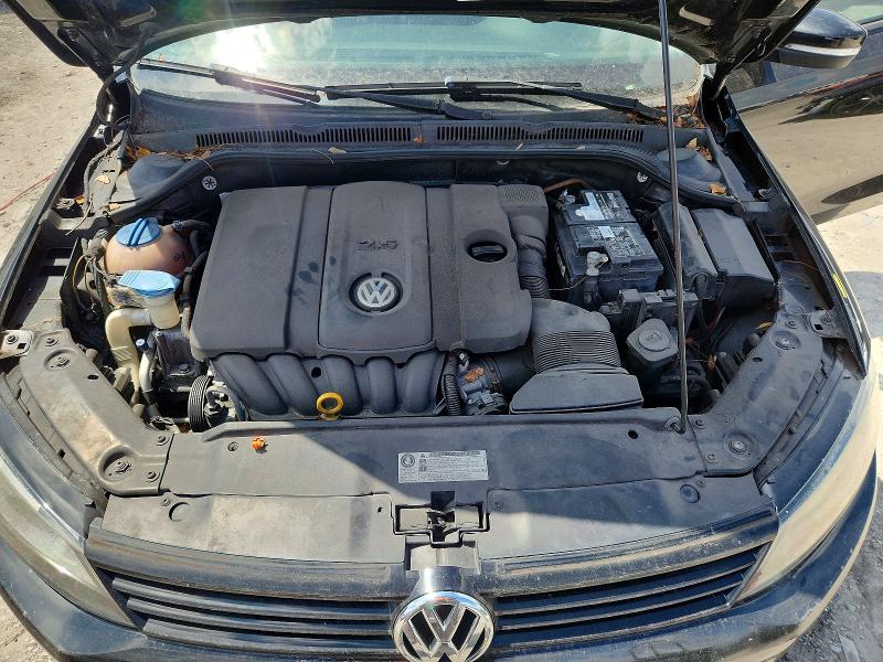 49939436 :رقم المزاد ، 3VWDX7AJ3BM307494 vin ، 2011 Volkswagen Jetta مزاد بيع