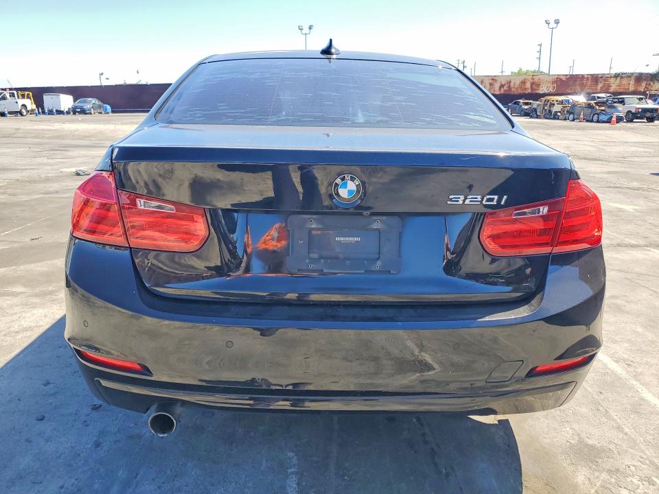 Продажа на аукционе авто 2015 Bmw 320, vin: WBA3B1C57FK138374, номер лота: 49661056