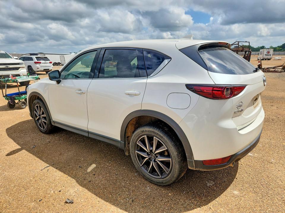 Продаж на аукціоні авто 2018 Mazda Cx-5, vin: JM3KFADM5J1428983, номер лоту: 49571966