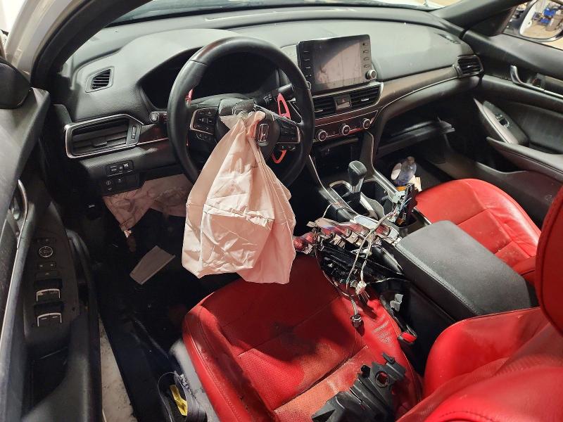 98212115 :رقم المزاد ، 1HGCV1F31LA801364 vin ، 2020 Honda Accord مزاد بيع
