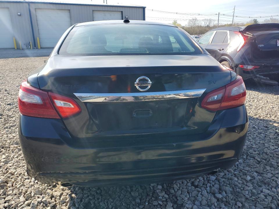 Продаж на аукціоні авто 2018 Nissan Altima, vin: 1N4AL3APXJC209924, номер лоту: 51060946