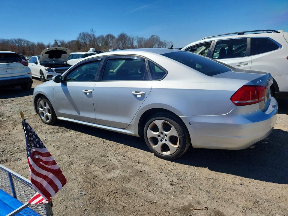 2012 Volkswagen Passat მანქანა იყიდება აუქციონზე, vin: 1VWAP7A34CC021158, აუქციონის ნომერი: 48706926