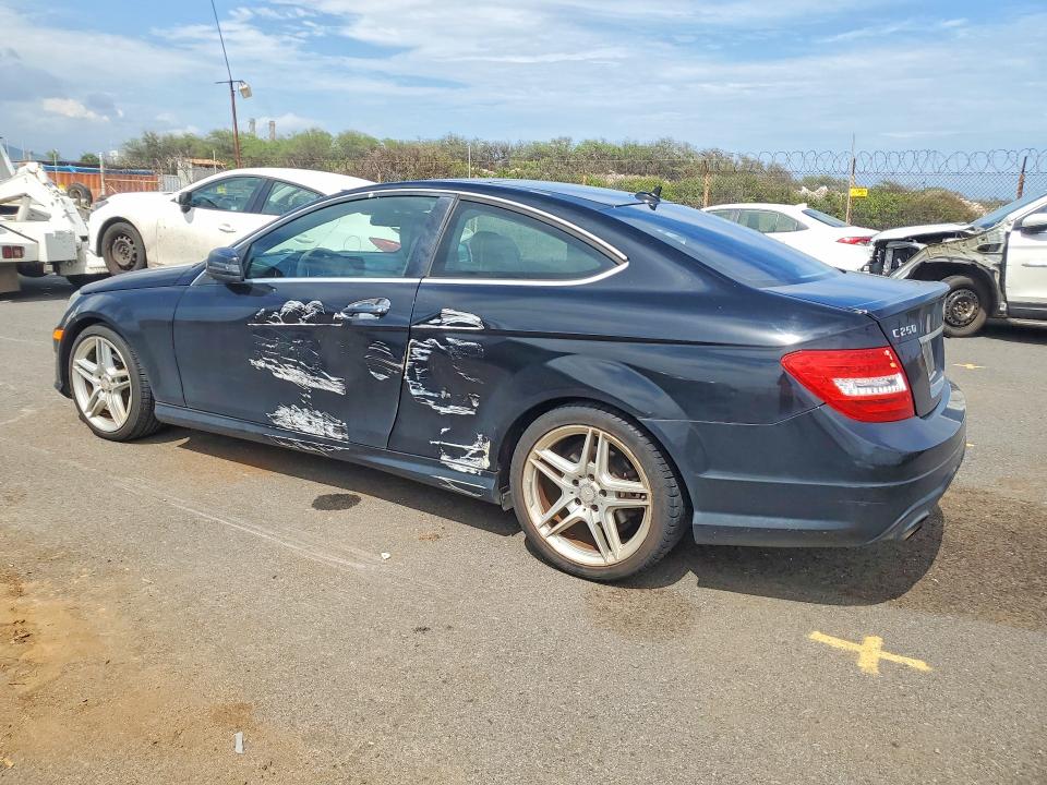 2014 Mercedes-benz C მანქანა იყიდება აუქციონზე, vin: WDDGJ4HBXEG284251, აუქციონის ნომერი: 48874986