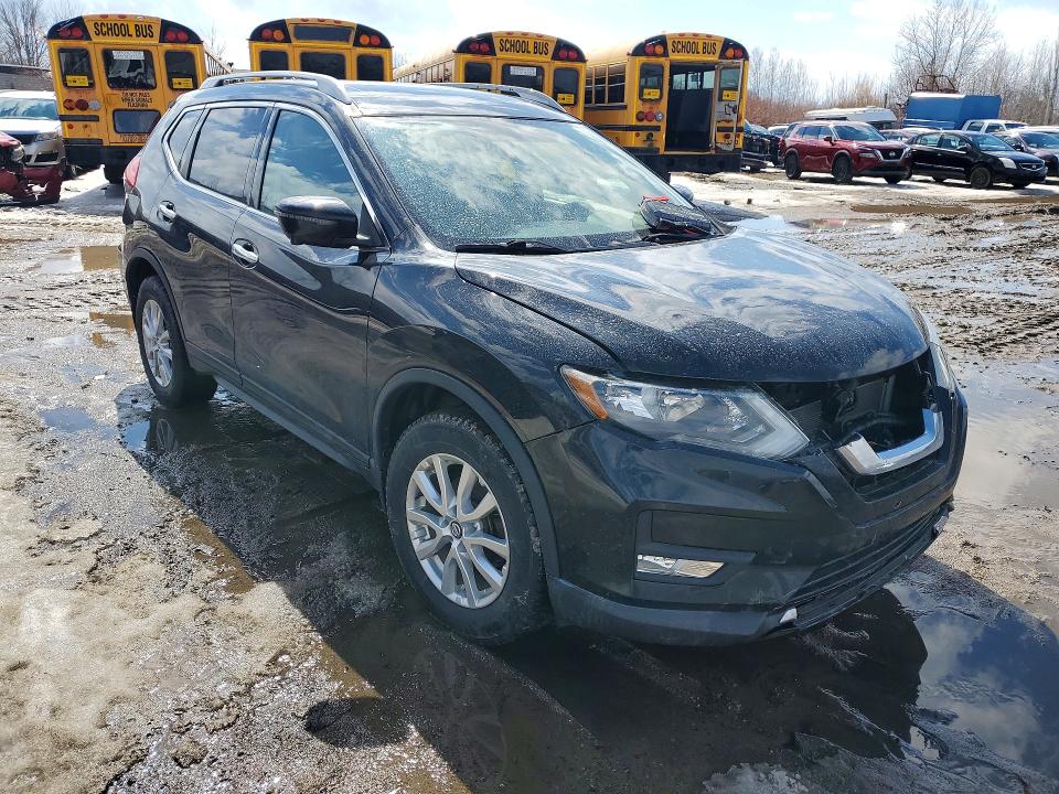 Продаж на аукціоні авто 2017 Nissan Rogue, vin: 5N1AT2MV5HC797929, номер лоту: 47585896