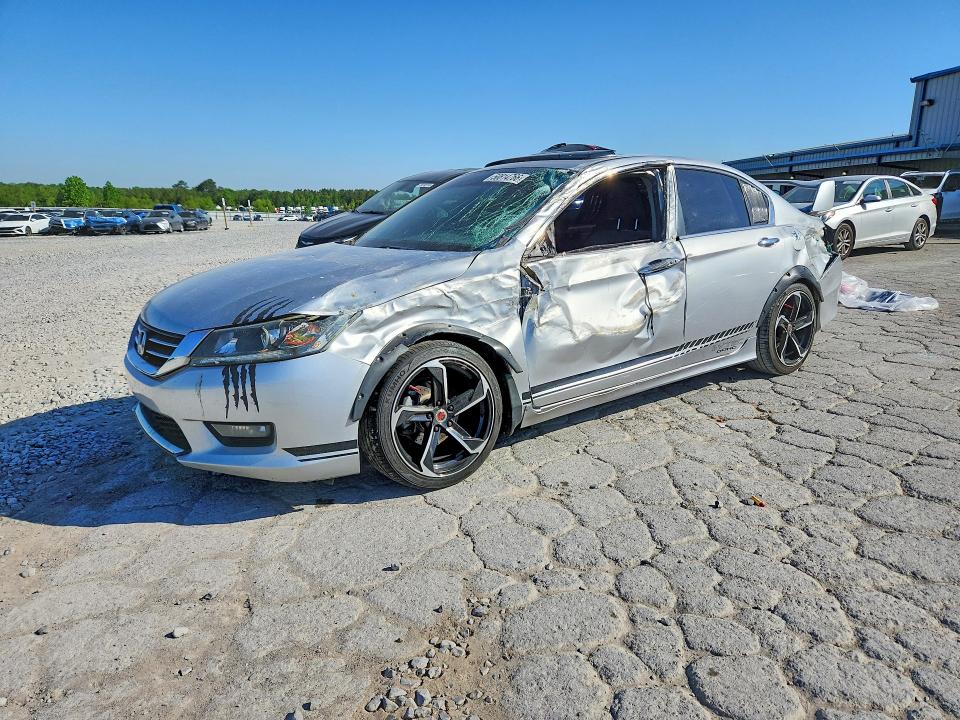 Auction sale of the 2014 Honda Accord, vin: 1HGCR2E72EA095622, lot number: 50814766