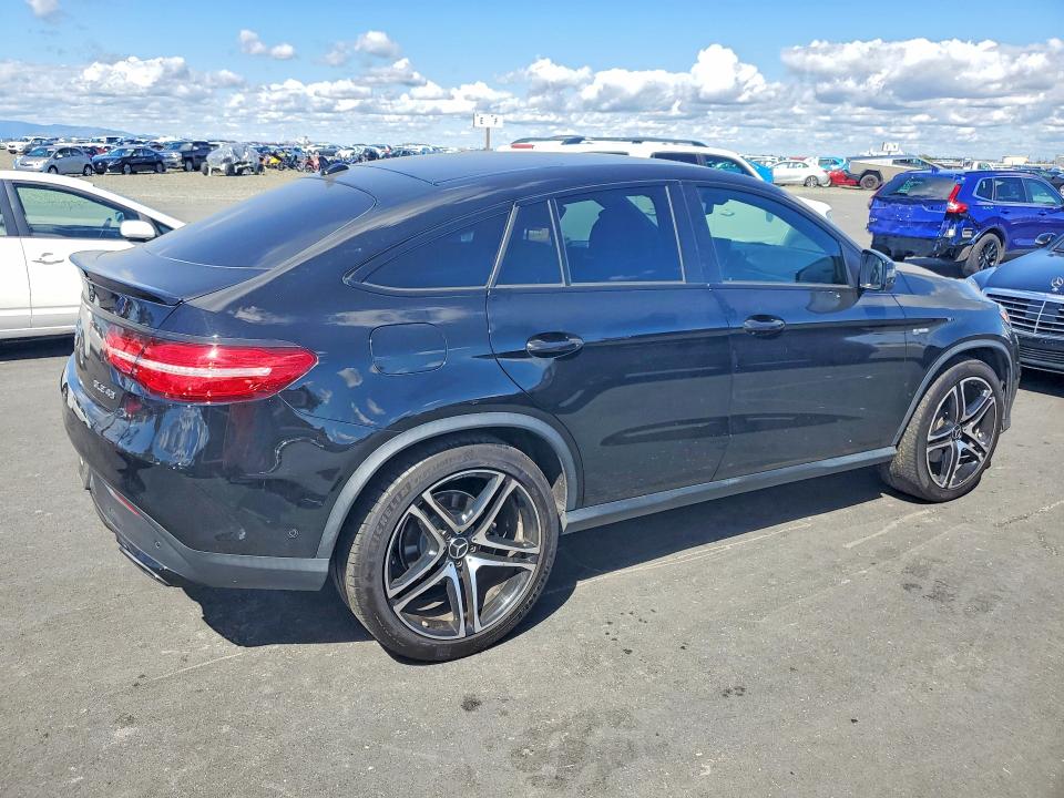 49783216 :رقم المزاد ، 4JGED6EB0JA124073 vin ، 2018 Mercedes Benz Gle Coupe مزاد بيع