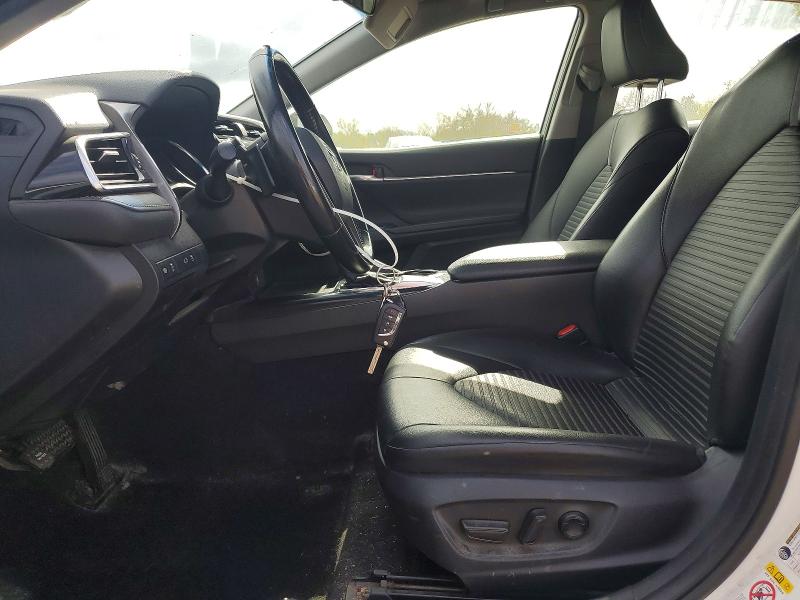 50196566 :رقم المزاد ، JTNB11HKXJ3007289 vin ، 2018 Toyota Camry مزاد بيع