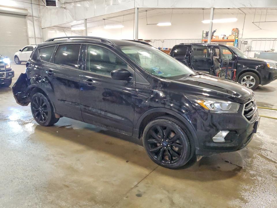Продажа на аукционе авто 2019 Ford Escape, vin: 1FMCU9GD0KUA80003, номер лота: 50147676