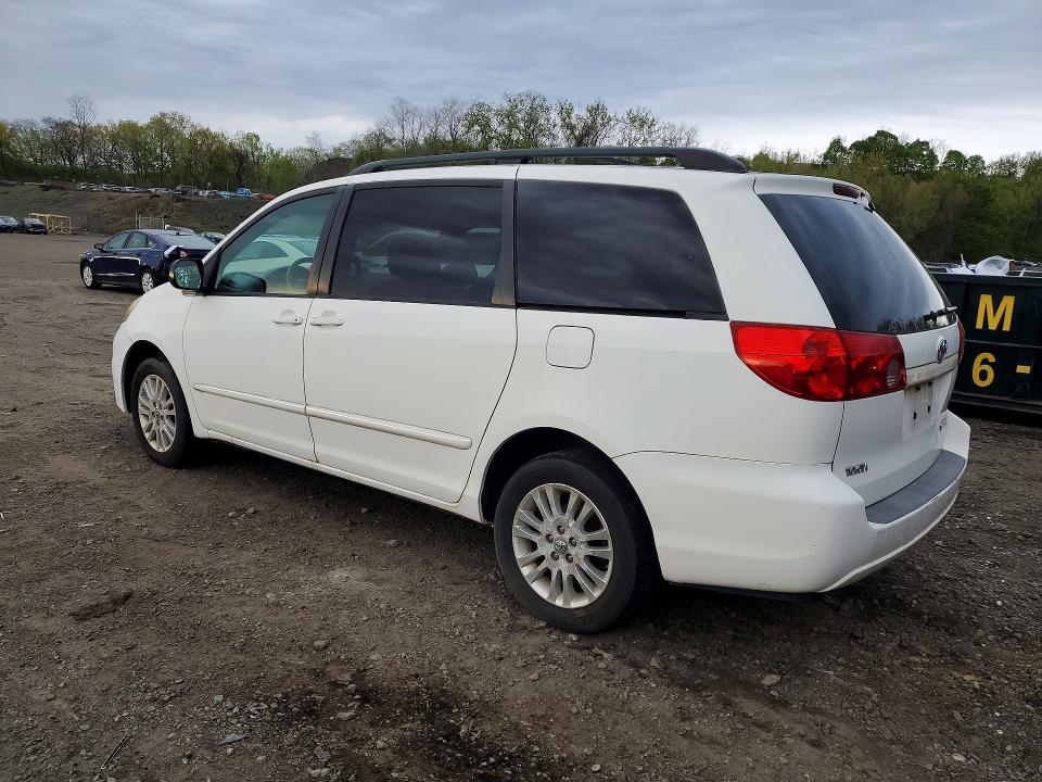 51332776 :رقم المزاد ، 5TDBK23CX7S008408 vin ، 2007 Toyota Sienna مزاد بيع