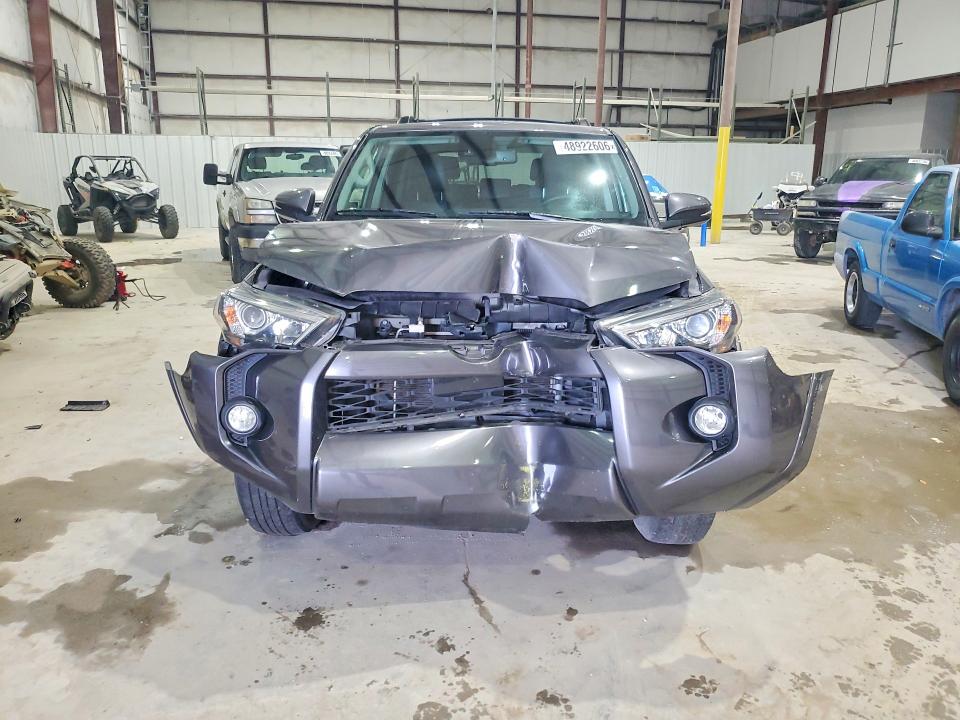 48922606 :رقم المزاد ، JTEBU5JR7L5767743 vin ، 2020 Toyota 4runner مزاد بيع