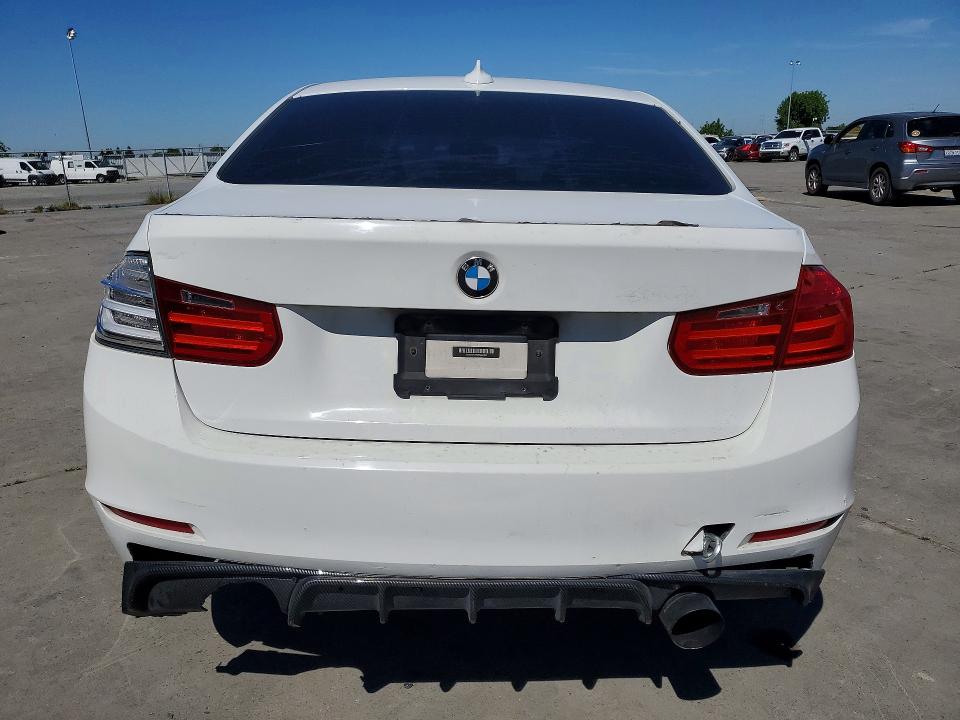 48607016 :رقم المزاد ، WBA3C1C59DF437903 vin ، 2013 Bmw 328 مزاد بيع