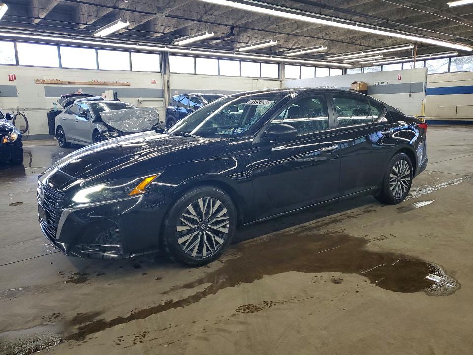 Auction sale of the 2025 Nissan Altima, vin: 1N4BL4DV2SN345605, lot number: 51757496