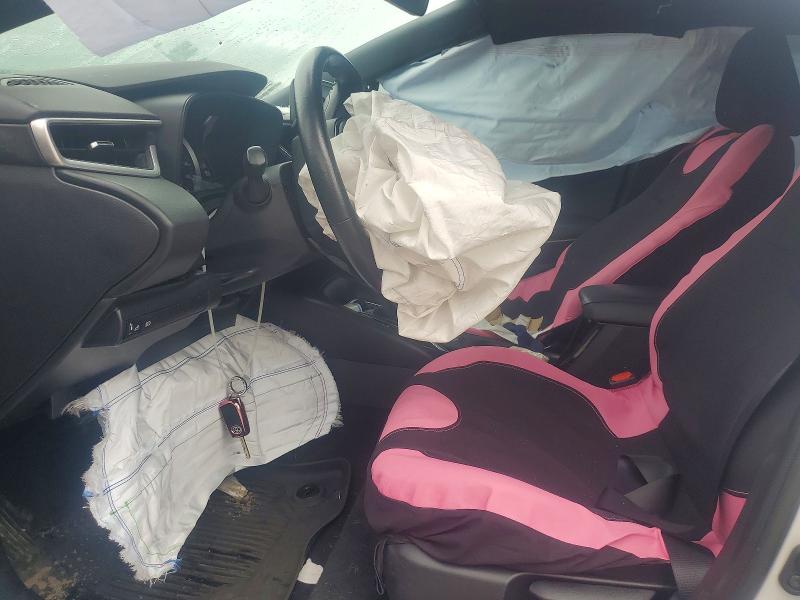 50255856 :رقم المزاد ، 5YFS4MCE2NP129916 vin ، 2022 Toyota Corolla مزاد بيع