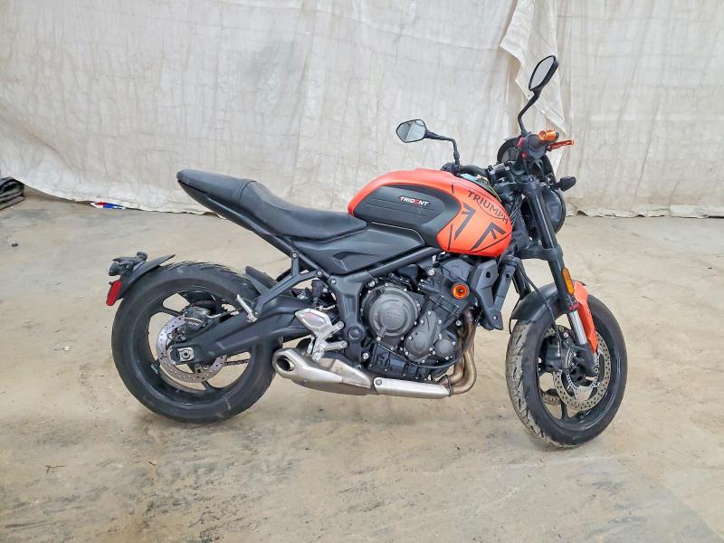 50653066 :رقم المزاد ، SMTL10UL1PTBD7682 vin ، 2023 Triumph Motorcycle Trident 660 مزاد بيع