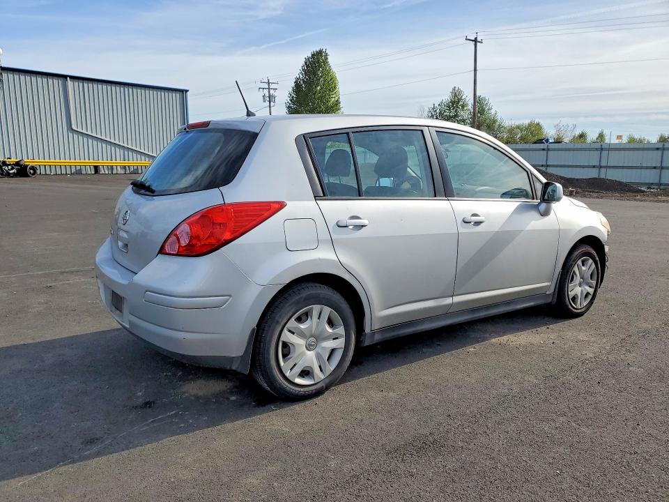 2011 Niss Versa მანქანა იყიდება აუქციონზე, vin: 3N1BC1CP5BL372957, აუქციონის ნომერი: 51839536