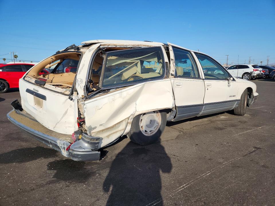 51371886 :رقم المزاد ، 1G3BP83E0MW303406 vin ، 1991 Oldsmobile Custom Cruiser مزاد بيع