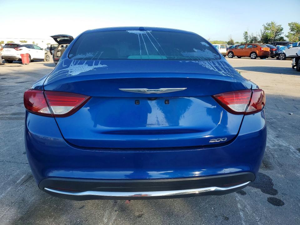 2015 Chrysler 200 მანქანა იყიდება აუქციონზე, vin: 1C3CCCAB0FN704267, აუქციონის ნომერი: 49894056