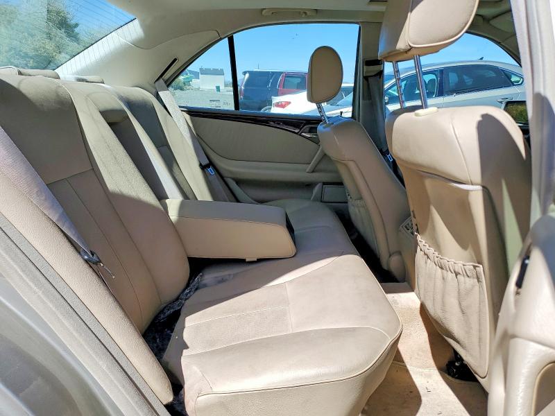 50470786 :رقم المزاد ، WDBJF82H0XX022598 vin ، 1999 Mercedes-benz E مزاد بيع