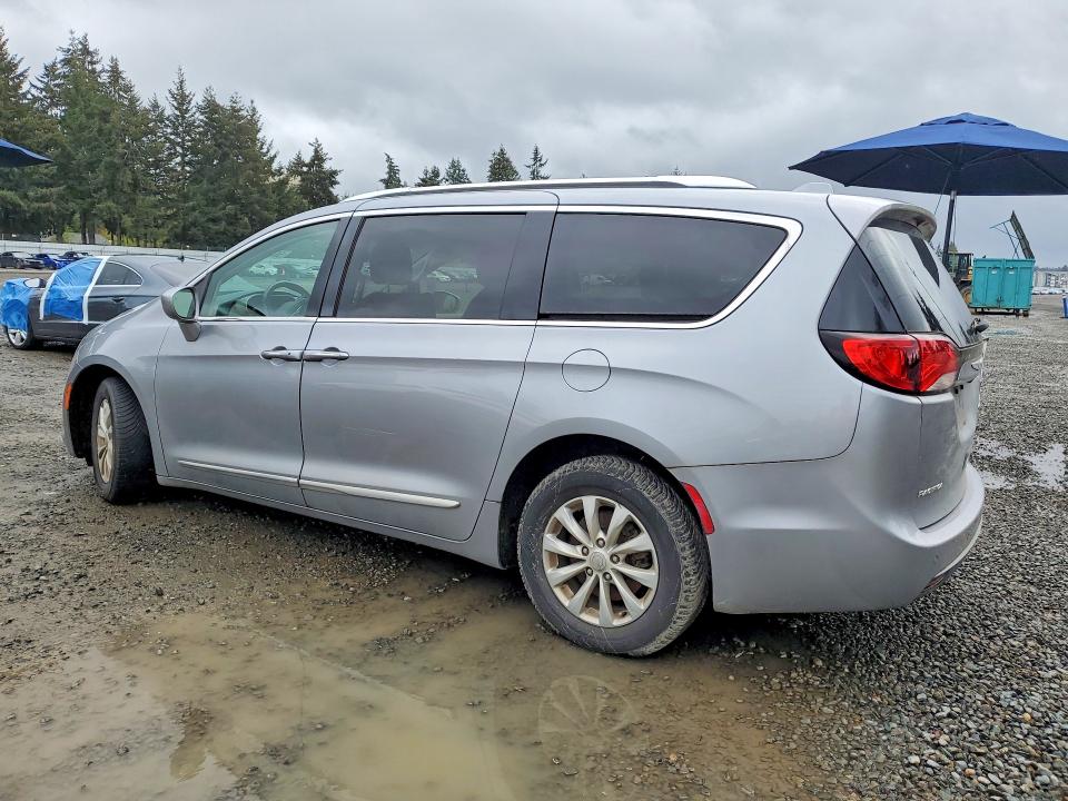 50402366 :رقم المزاد ، 2C4RC1BG5LR176745 vin ، 2020 Chrysler Pacifica مزاد بيع
