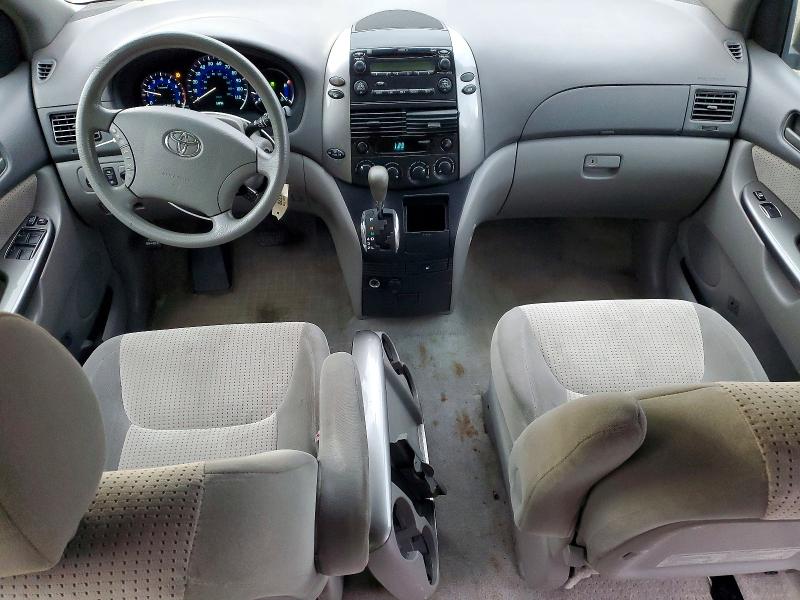 51332776 :رقم المزاد ، 5TDBK23CX7S008408 vin ، 2007 Toyota Sienna مزاد بيع