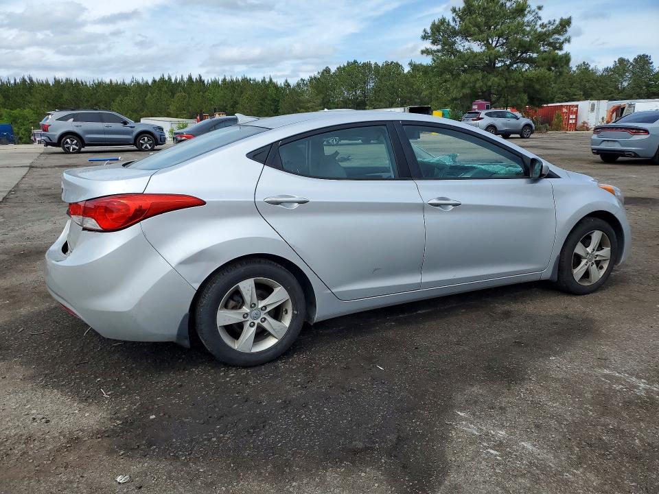 51481966 :رقم المزاد ، KMHDH4AE6DU517017 vin ، 2013 Hyundai Elantra مزاد بيع