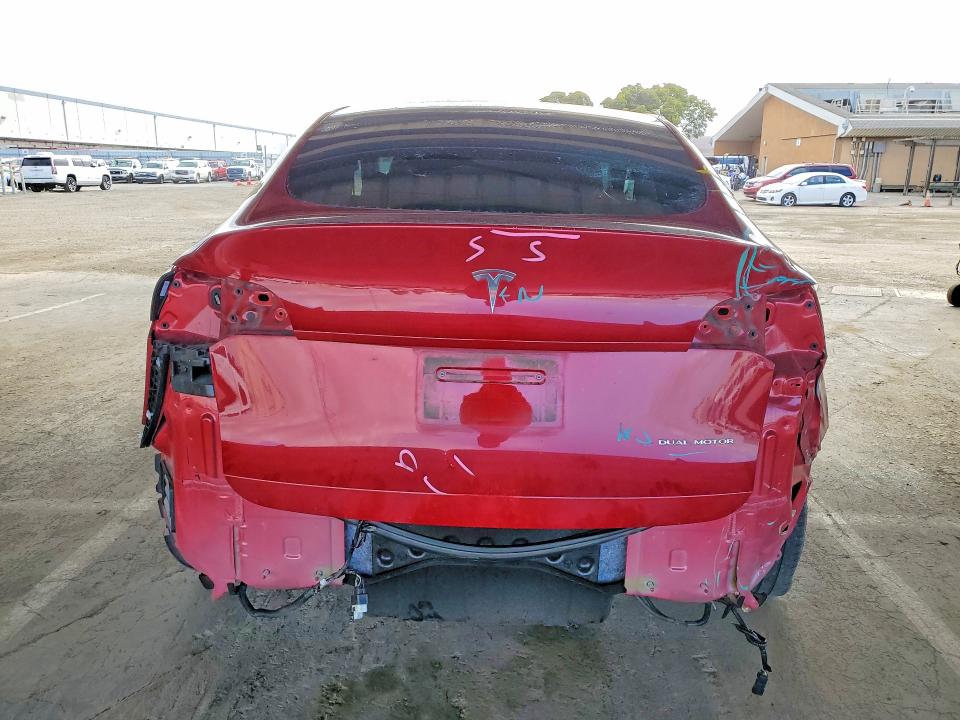 51542236 :رقم المزاد ، 5YJYGDEE4LF029470 vin ، 2020 Tesla Model Y مزاد بيع
