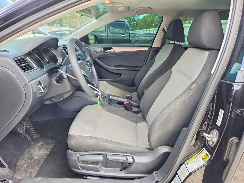 2017 Volkswagen Jetta მანქანა იყიდება აუქციონზე, vin: 3VW2B7AJ4HM404802, აუქციონის ნომერი: 50552566