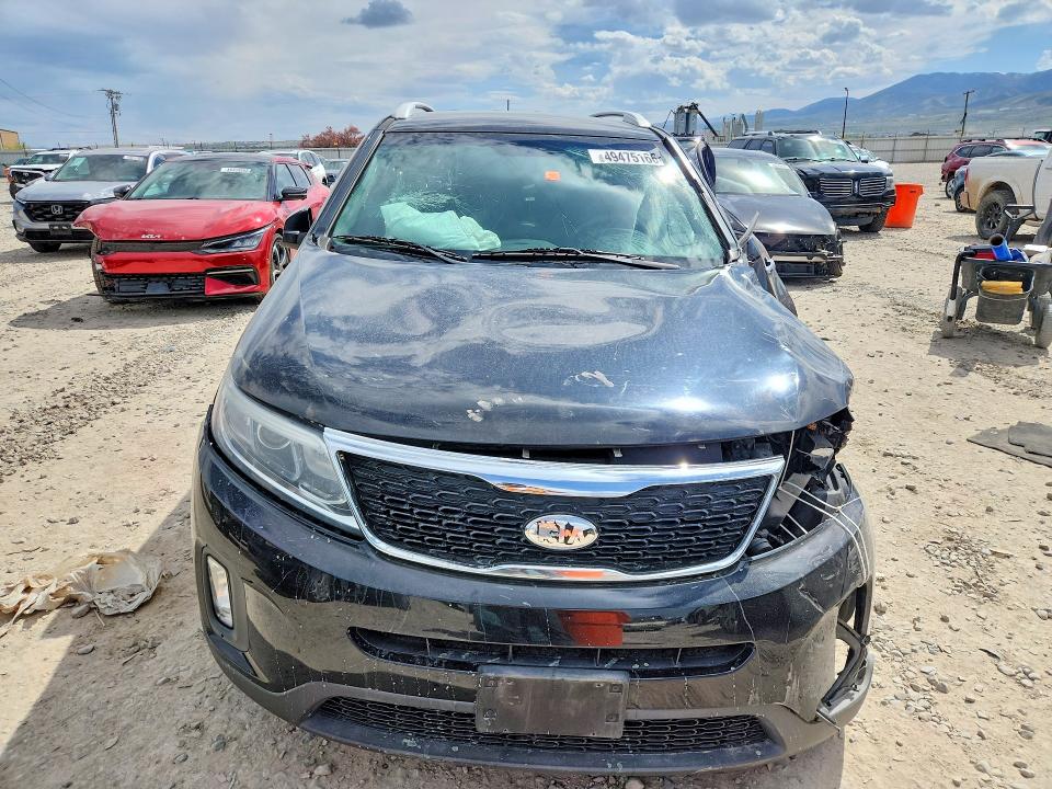 49475166 :رقم المزاد ، 5XYKT4A78FG551735 vin ، 2015 Kia Sorento مزاد بيع
