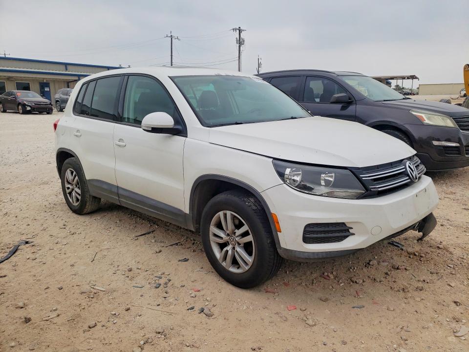 51462066 :رقم المزاد ، WVGAV3AX6DW566939 vin ، 2013 Volkswagen Tiguan مزاد بيع