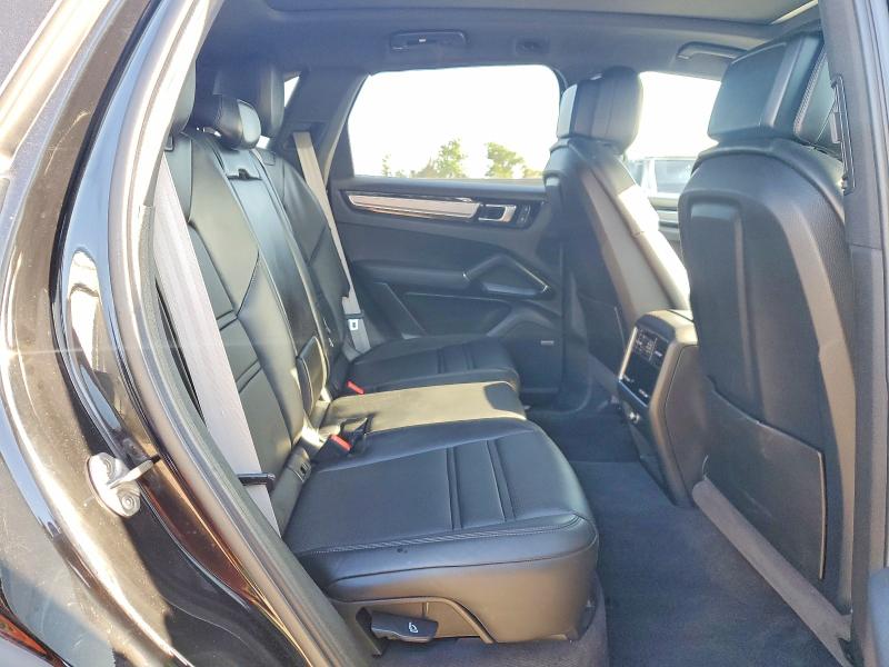 50704226 :رقم المزاد ، WP1AA2AY4PDA05561 vin ، 2023 Porsche Cayenne مزاد بيع