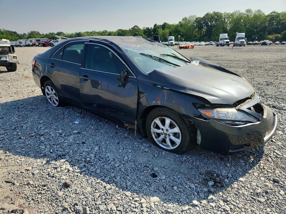 50935726 :رقم المزاد ، 4T1BF3EKXAU098964 vin ، 2010 Toyota Camry مزاد بيع