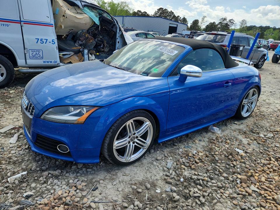 48793556 :رقم المزاد ، TRU41AFK8A1017482 vin ، 2010 Audi Tts مزاد بيع