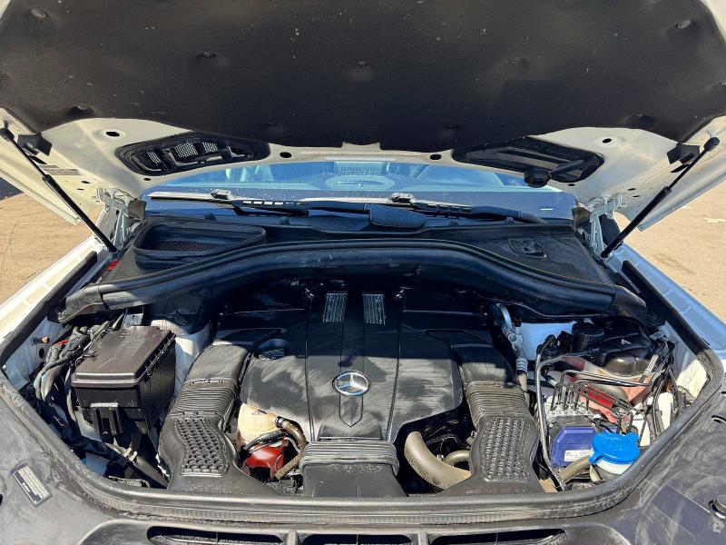 49606656 :رقم المزاد ، 4JGDF6EE6HA884065 vin ، 2017 Mercedes-benz Gls مزاد بيع