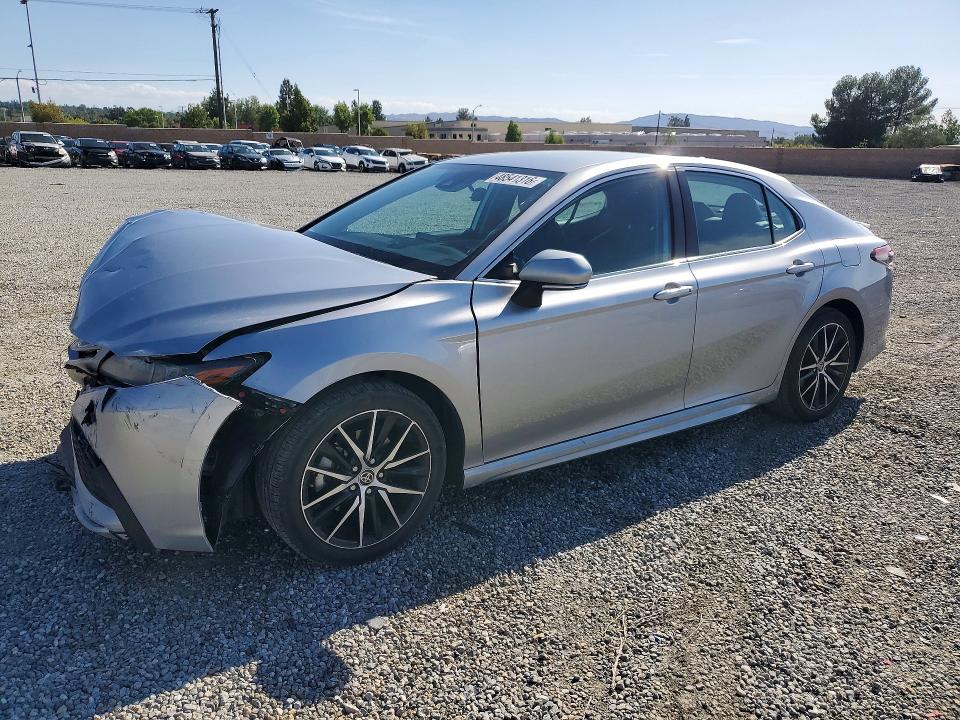 2023 Toyota Camry მანქანა იყიდება აუქციონზე, vin: 4T1G11AK5PU770503, აუქციონის ნომერი: 48541316