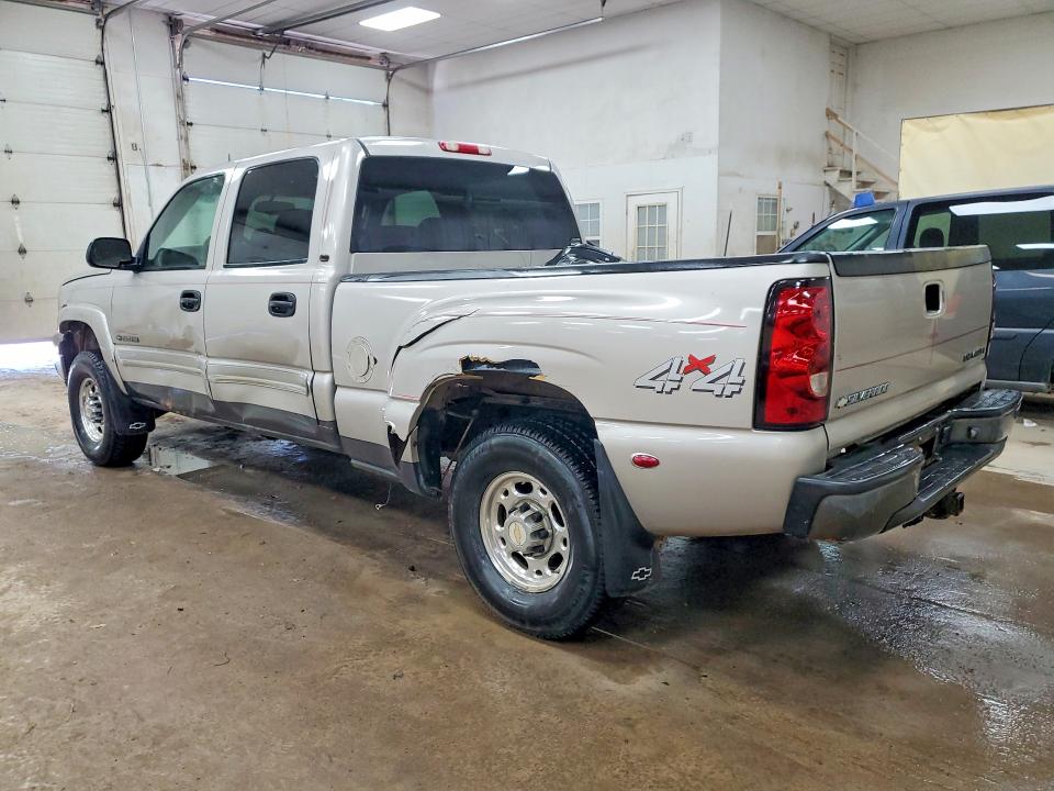 49984296 :رقم المزاد ، 1GCGK13U85F913073 vin ، 2005 Chevrolet Silverado مزاد بيع