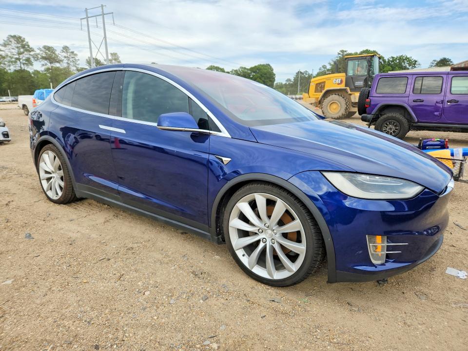 Продаж на аукціоні авто 2017 Tesla Model X, vin: 5YJXCBE20HF039616, номер лоту: 50606256